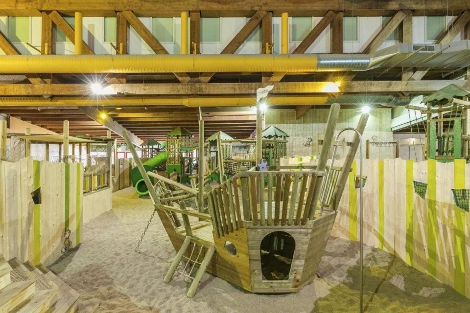 Het Familie Boshuisje - Vakantiewoning Op Prachtig Park Met Veel Faciliteiten Inc Ligbad Gramsbergen Eksteriør bilde
