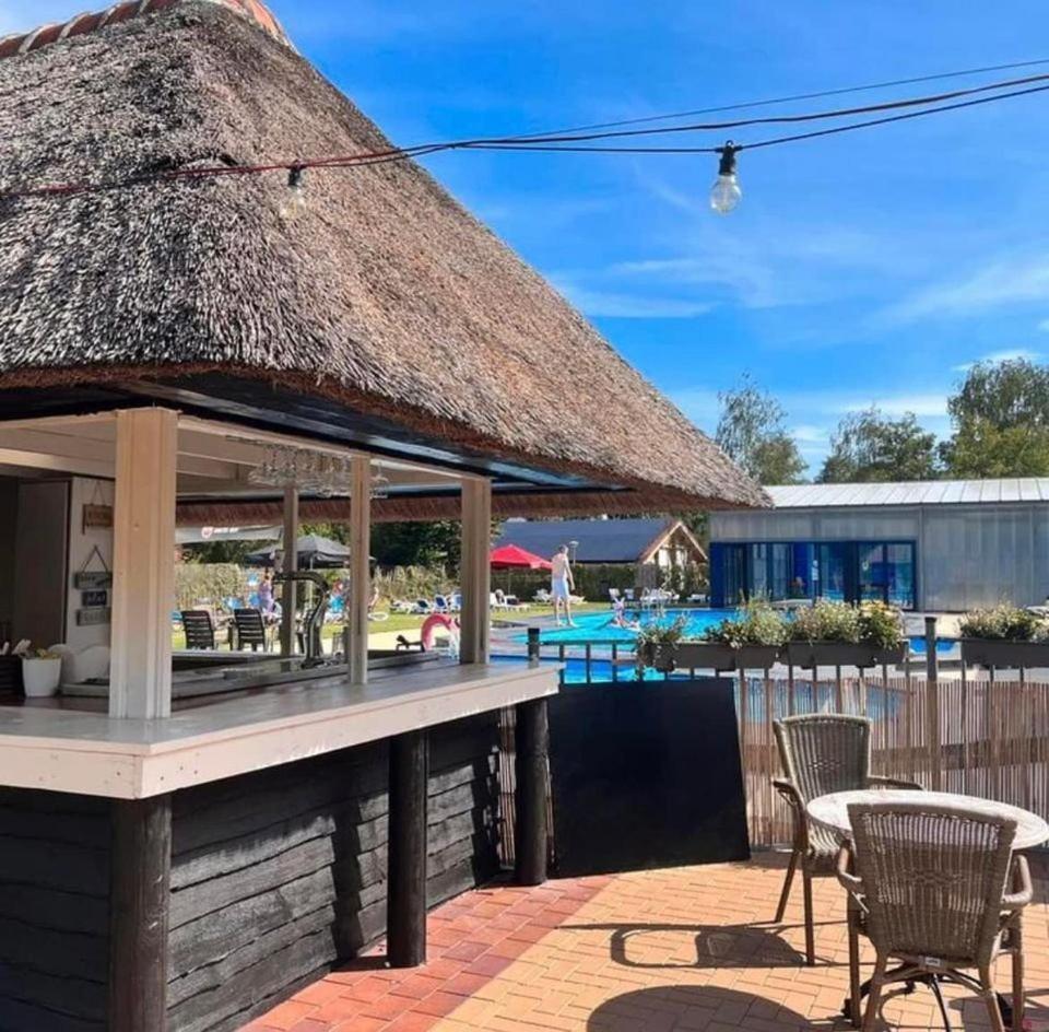 Het Familie Boshuisje - Vakantiewoning Op Prachtig Park Met Veel Faciliteiten Inc Ligbad Gramsbergen Eksteriør bilde