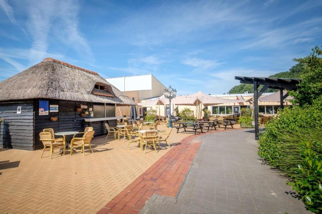 Het Familie Boshuisje - Vakantiewoning Op Prachtig Park Met Veel Faciliteiten Inc Ligbad Gramsbergen Eksteriør bilde